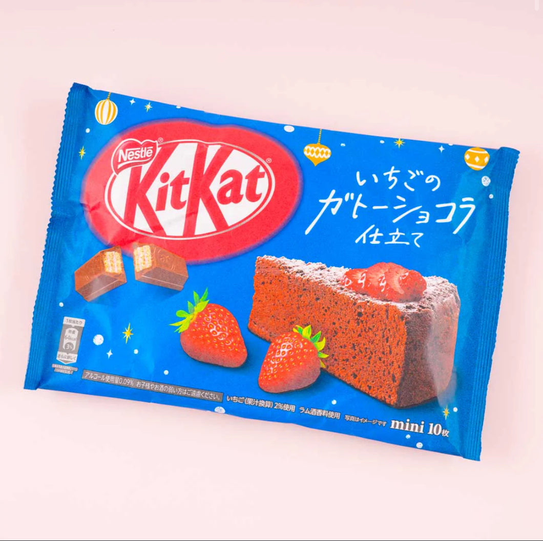 Kit Kat - Strawberry Chocolate Cake